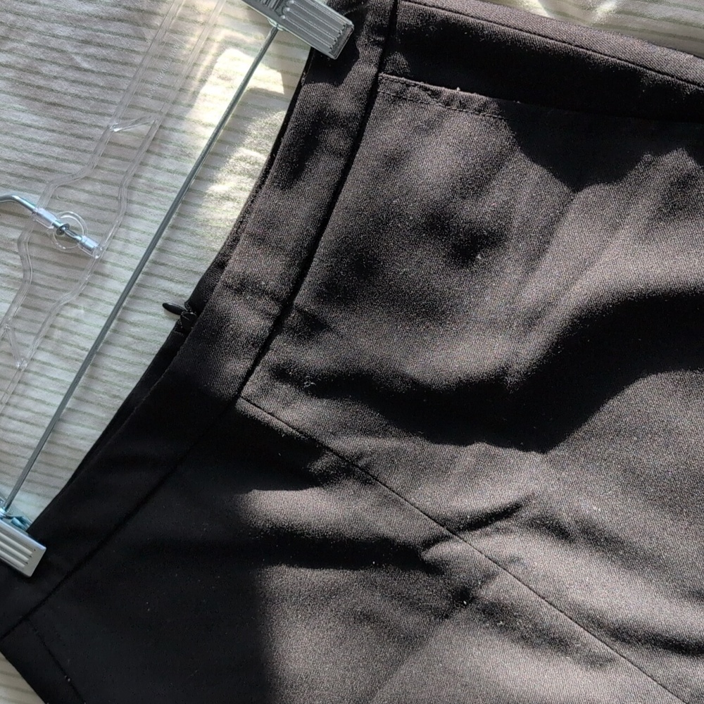 MEG skirt